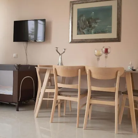 G & K Apartment